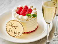 【アニバーサリープラン】グランドディナービュッフェ＋乾杯スパークリング+ホールケーキ★土日祝★14,900円（2名様分料金）＊4/6～5/1、5/7～6/30