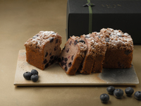 [Takeout & Delivery] Blueberry and Cream Cheese Pound Cake
