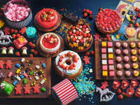 3/28[Weekends and holidays / 13% off] 「Toys & Treats」Strawberry Sweets Buffet