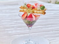 ＜土日祝＞『スペシャルデザート付き抹茶香るストロベリーアフタヌーンティー』 新緑の爽やかな装い～饗宴するひとときを～　マリアージュフレールもお替り自由