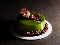 Matcha and milk chocolate mousse (12cm)