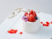 〈テーブル席〉自家製ケーキ付き懐石ランチ