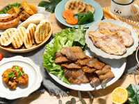 ＜BBQx川遊び＞団体Aサポートプラン（50名様以上） 【平日限定】 11:00～15:00（食材・器材すべて込み！）  ■ご予約締切：ご利用日の3日前12:00まで ■内容：食材＋器材一式付き／設営サポート込み  ※ペット同伴はご遠慮いただいております。