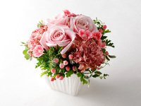 母の日特製カーネーションアレンジメント