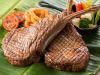 7/18-8/31【1日3組の数量限定】トマホークステーキ 1.2 kg & シーザーサラダ