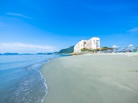 【7/12～8/31限定】 ビーチリゾートを満喫！日帰り海水浴＆グルメディナープラン（シニア75才～）