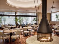 【母の日限定アフタヌーンティー】「宮崎マンゴー×抹茶」 乾杯酒＆メッセージ付き