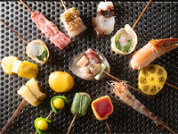 Special offer for two people on Saturdays: 13 selected skewers for 5000 yen (live shrimp, seasonal meat, fish, and vegetable skewers)