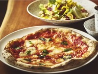 Pizza Set by the Terrace (Salad + A Choice of Pizza + Dessert)