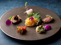 [Web Reservation / Includes Choice of Welcome Drink] Jade Satsuma Young Chicken, Ezo Abalone, and Japanese Black Wagyu Beef Deluxe Course