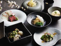 Ren Haru + JW Marriott Original Sake and Masu (wooden sake cup) Gift Box Included