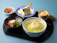 5月～平日ランチ限定「酢橘香る冷やし讃岐うどん」