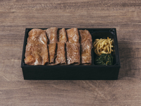 [Takeout] Special A5 Japanese Black Beef Lean Meat Lunch Box