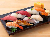 Chef's Selection Nigiri (Superior)