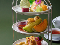 15：00予約【土日祝日】メロンアフタヌーンティーセット