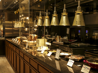 10%OFF【GWのお出かけに4/29.5/3~6】ランチ！オープンキッチンからの出来立て料理が大人気！スイーツも登場！