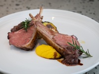 [Il Ortolana] Charcoal-grilled lamb chops + buffet (adults)
