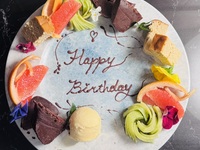 Dessert plate with message