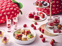 【10% Off Until 5/10!】Strawberry Afternoon Tea on a Traditional Tiered Stand