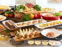 【Weekend】CRUST Lunch Buffet with Choice of One Drink [Part 2] 13:30-15:00*Last food service for the buffet 14:30