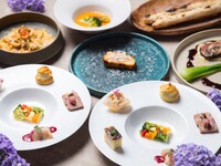 【美食デートB】青の乾杯オリジナルカクテル付｜ 夏の味覚を楽しむ2人の贅沢美食ディナーコース