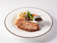 Holiday Lunch A (Weekends and public holidays only) - ★Roast Pork Steak★