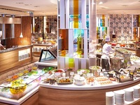 9/1～11/30 Weekend&Holiday Dinner Buffet：8,900 yen