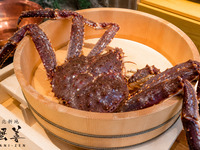 タラバ蟹＆ズワイ蟹　食べ比べ