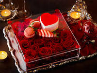 [Platinum Anniversary/Flower Box] 12 types in total / Enjoy seasonal flavors and high-quality ingredients for a special milestone anniversary. *Includes gift storage service.
