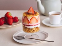 【5月13日起！福岡店限定】飲品套裝/草莓焦糖布丁芭菲