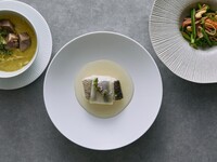 Classic Peking duck and lunch featuring seasonal ingredients at Yulanxiang (August 8th - August 16th)