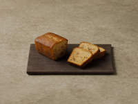柑橘とヘーゼルナッツのパウンドケーキ (長さ約14cm)