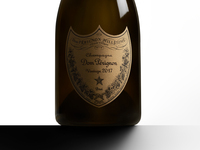 [June 2nd Fireworks Viewing Plan] 7-course meal featuring Dom Pérignon champagne and Smoke & Fire, with a main course of wood-fired grilled domestic beef fillet. <Limited to 2 people - sofa seating with a view of the fireworks>