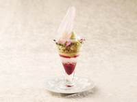 【平日・ティータイム】ピーチメルバ　パフェスタイル（カフェドリンク付）(7/1～8/31)