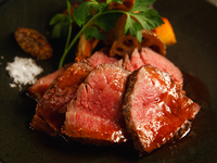 [PARTY PLAN / 2-Hour Free-Flow Drinks Included] From colorful appetizers to seasonal pasta, and for the main course, a luxurious sharing style of grilled Japanese Black Wagyu beef.
