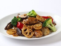 【平日オンライン予約限定】お勧めランチ　豚ヒレ肉と旬菜のブラックビーンズ炒め（6月）