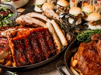 13:00-13:30予約★夏休みランチブッフェ★ 小学生6歳～12歳　炭焼きBBQ☆ミートフェア＆四川中華ブッフェ 