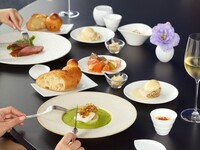 Peter Brunch Buffet 