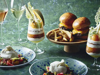 【平日】Signature Burger Terrace Experience+フリーフロー(期間限定価格)