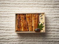 ［ TAKE OUT ］鰻重　（7/1～7/26迄の期間限定）