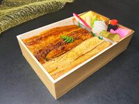 うなぎと穴子の食べくらべ弁当ご予約受付中！