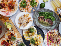 【テラス席 2026 Mexican BEER GARDEN】6種のタコス食べ放題+2時間飲み放題