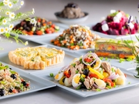 < Prepaid / Weekend and National Holiday> Discount Lunch Buffet <Limited to first 10> (Adults)