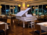 【 DINNER LUNA 】ルナ　神戸の夜景を眺めながら味わえるディナー限定　LUNA　コース　メイン肉料理