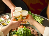 この夏限定！熟成豚の”ベジアンジュ”サムギョプサルBBQセット  2時間飲み放題付き