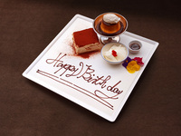 【Birthday Plates】Celebrate birthdays and special occasions in grand style with our special plates! We can add your desired message and name!