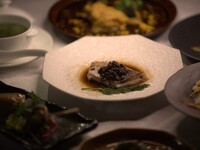 【夕凪ゆうなぎ 】鮑をふんだんに使った本店60周年の贅沢なコースです。※1名様より承ります。