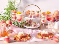 【アフタヌーンティーをテラス席ご予約】ピーチ＆ハニーアフタヌーンティー