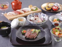 ＜Wagyu Filet Steak Set＞Plated dishes, Wagyu filet, onigiri sushi, etc.