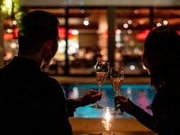 【プロポーズプラン】チャペルでのプロポーズが叶う豪華フルコース+乾杯酒スパークリング+記念日ケーキプレート　全8品